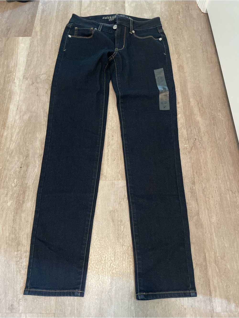 Women’s American Eagle Outfitters Dark Blue Skinny Jeans 2 Long